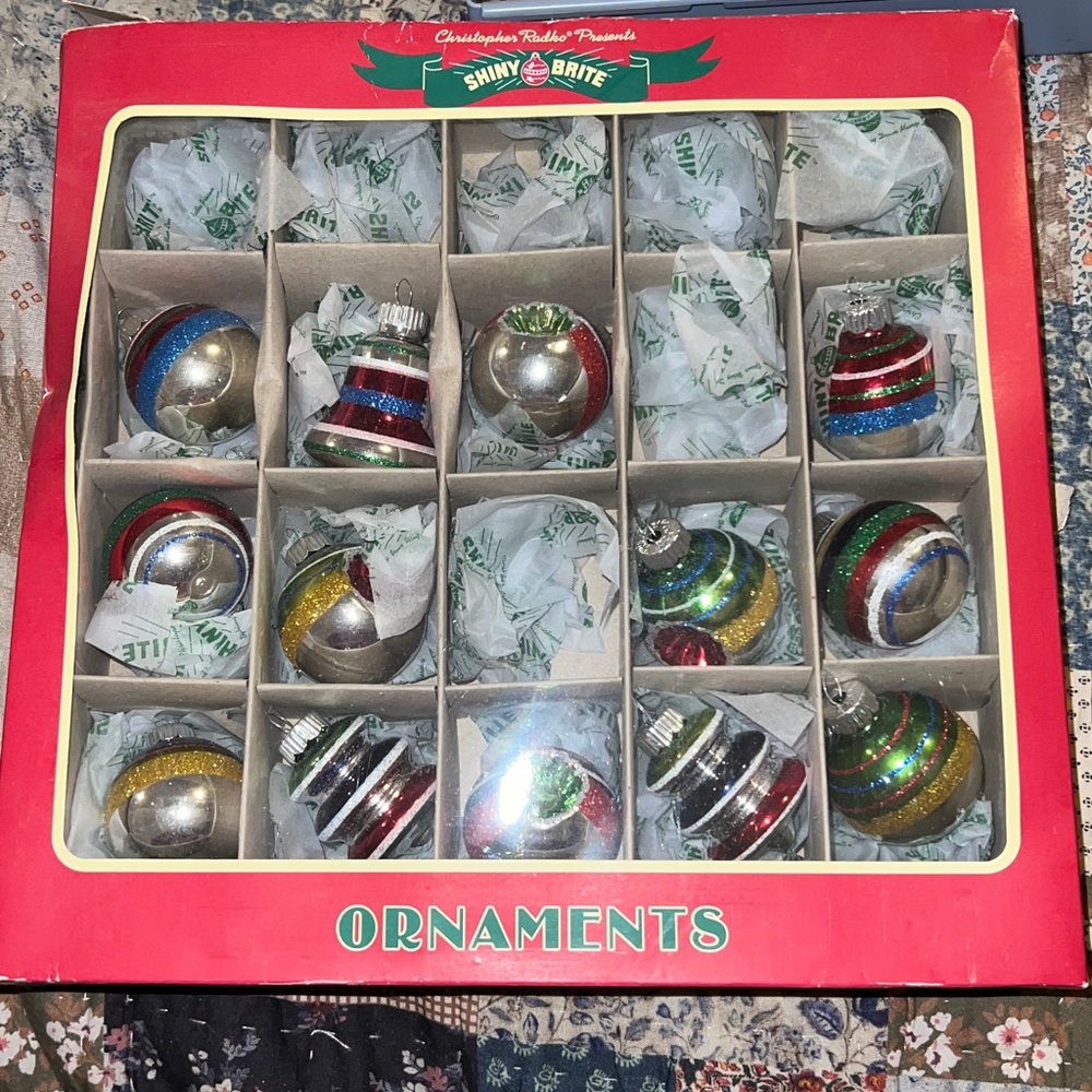 Set 13 Shiny Brite glass Christmas ornaments indents atomic